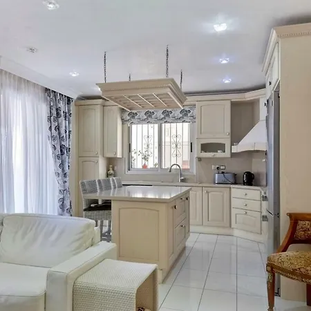 Вилла На Побережье С Видом На Море Villa Larnaca